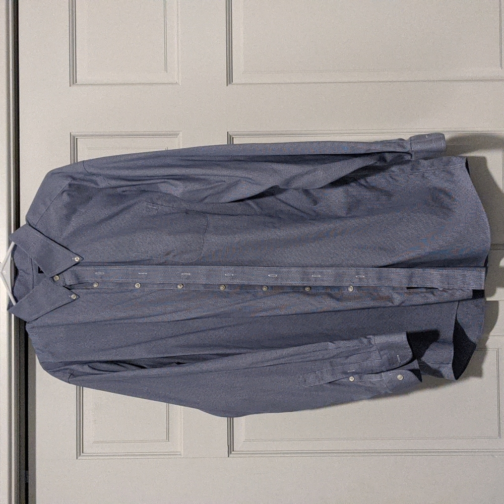 Jos A bank travelers collection 17-37 men's dress shirt